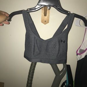 Under Armour sports bra 34c